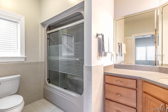 5010 East River Road, Grand Island, NY 14072