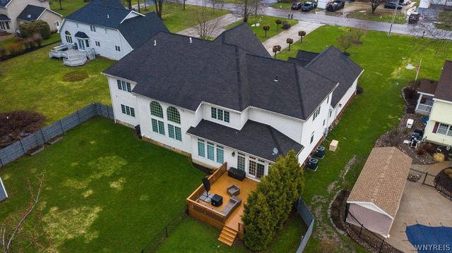 5010 East River Road, Grand Island, NY 14072