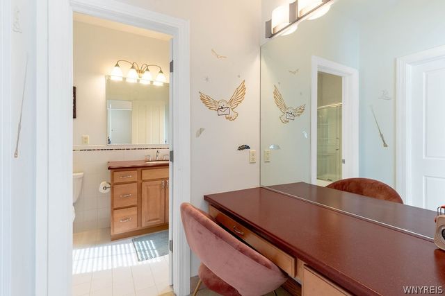 5010 East River Road, Grand Island, NY 14072