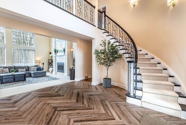 5010 East River Road, Grand Island, NY 14072