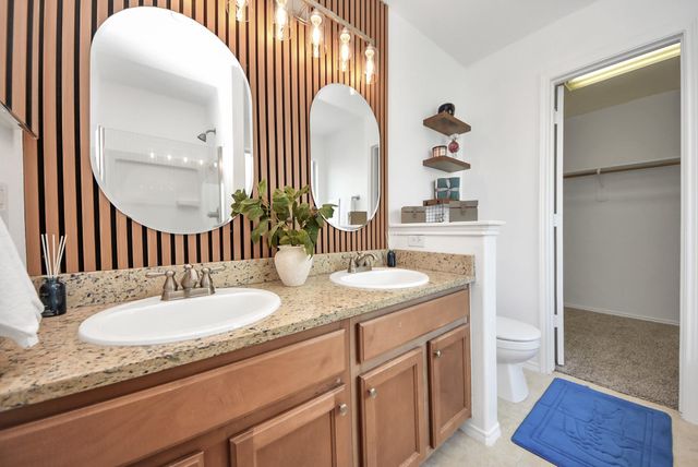 1718 Adobe Stone Drive, Humble, TX 77396