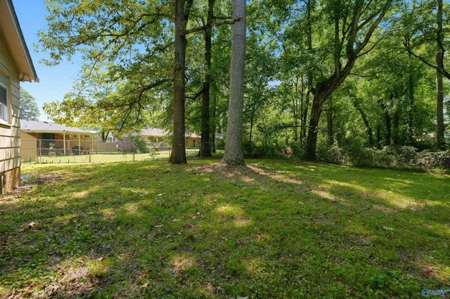 3311 Delia Lane NW, Huntsville, AL 35810