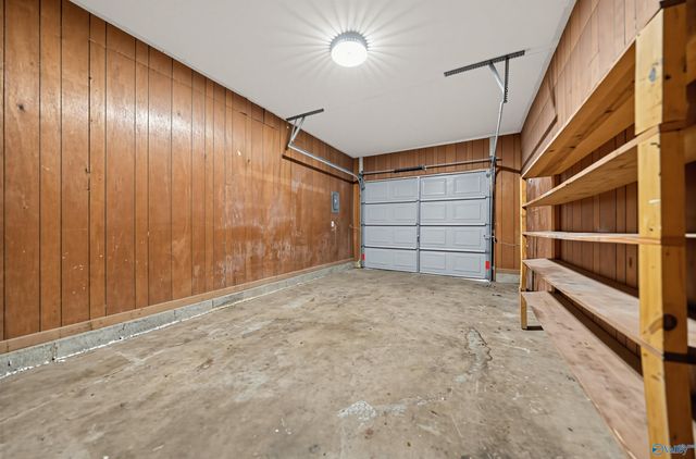 3311 Delia Lane NW, Huntsville, AL 35810