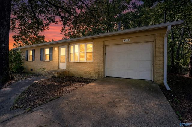 3311 Delia Lane NW, Huntsville, AL 35810