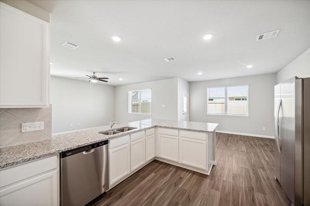 715 Gavin Walker Drive, Rosharon, TX 77583