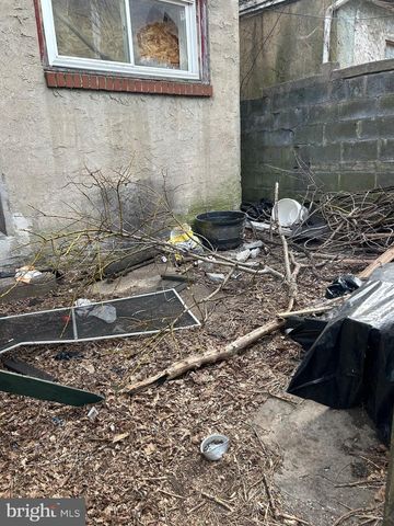 2468 N DOVER ST, Philadelphia, PA 19132