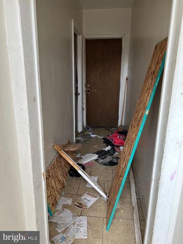 2468 N DOVER ST, Philadelphia, PA 19132