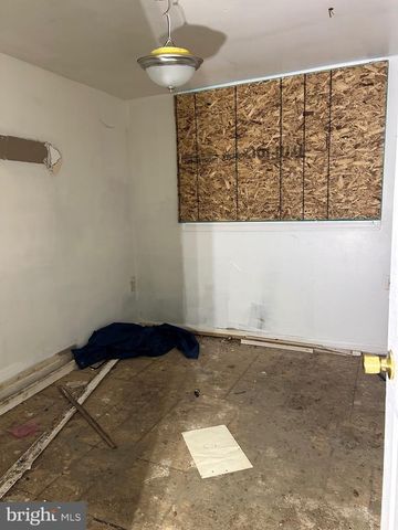 2468 N DOVER ST, Philadelphia, PA 19132