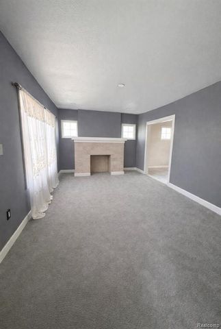 6735 Clifton Street, Detroit, MI 48210