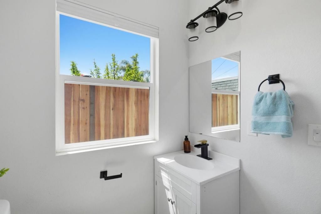 Image 31 of property listing at 2512 Amethyst Drive, Santa Clara, CA 95051