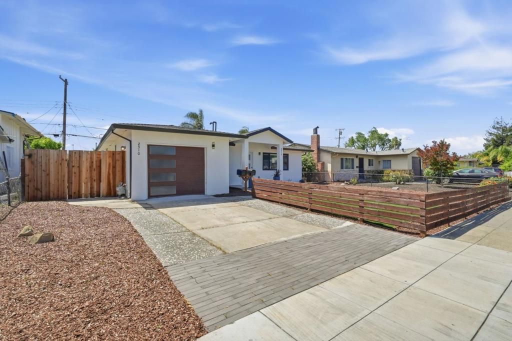 Image 4 of property listing at 2512 Amethyst Drive, Santa Clara, CA 95051