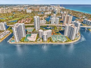 3530 Mystic Pointe Drive 1004, Aventura, FL 33180