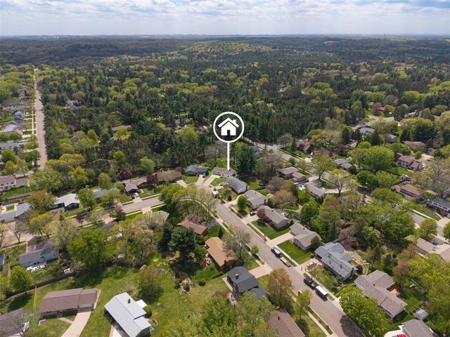 3674 S Mission Drive, Eau Claire, WI 54701