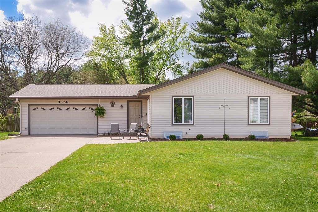 3674 S Mission Drive, Eau Claire, WI 54701