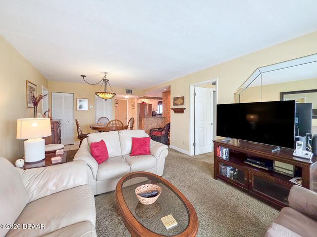 100 Silver Beach Ave Apt 614, Daytona Beach, FL 32118