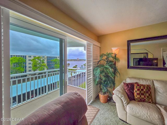 100 Silver Beach Ave Apt 614, Daytona Beach, FL 32118