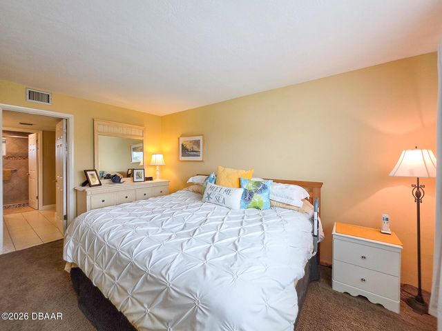 100 Silver Beach Ave Apt 614, Daytona Beach, FL 32118