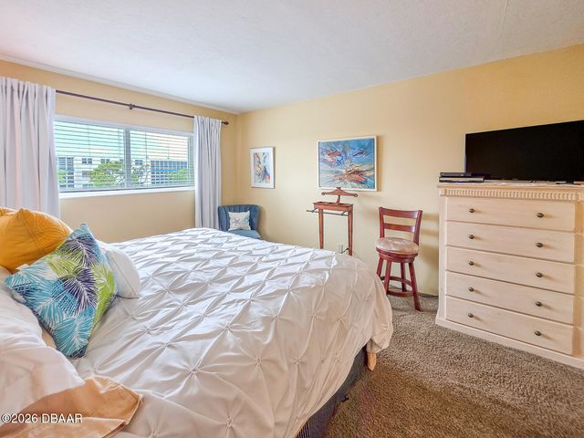 100 Silver Beach Ave Apt 614, Daytona Beach, FL 32118