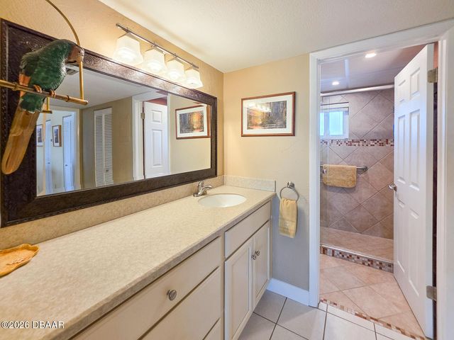 100 Silver Beach Ave Apt 614, Daytona Beach, FL 32118