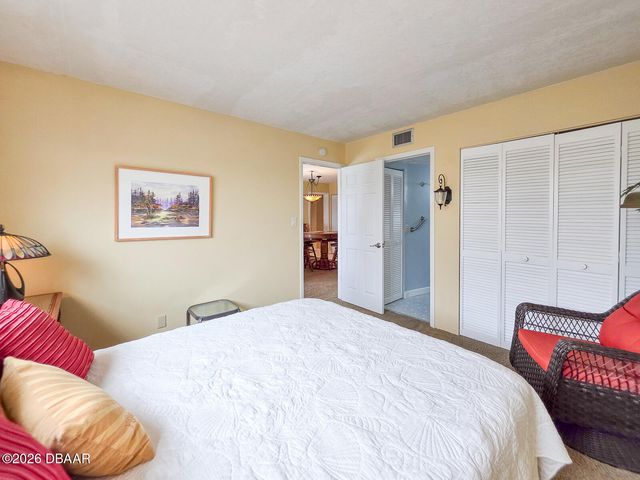 100 Silver Beach Ave Apt 614, Daytona Beach, FL 32118