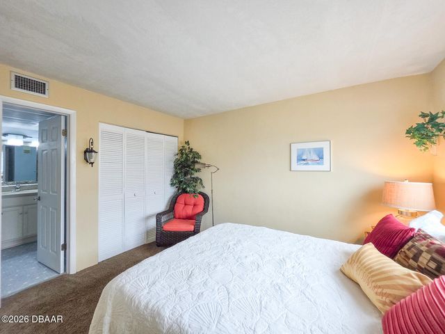 100 Silver Beach Ave Apt 614, Daytona Beach, FL 32118