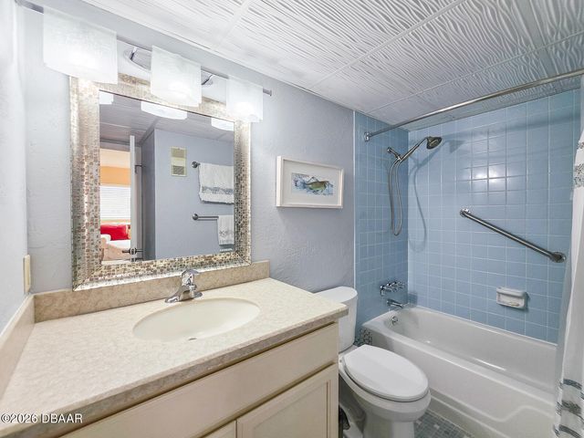 100 Silver Beach Ave Apt 614, Daytona Beach, FL 32118