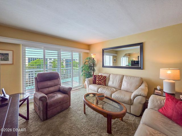 100 Silver Beach Ave Apt 614, Daytona Beach, FL 32118