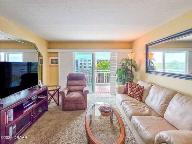 100 Silver Beach Ave Apt 614, Daytona Beach, FL 32118
