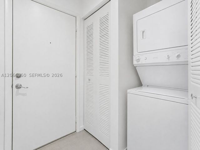 234 NE 3rd St 1007, Miami, FL 33132