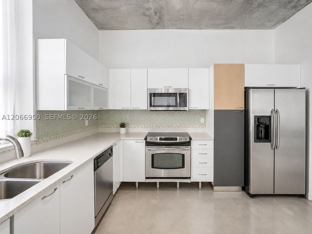 234 NE 3rd St 1007, Miami, FL 33132