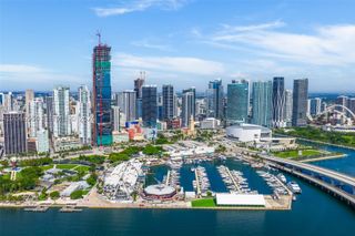 234 NE 3rd St 1007, Miami, FL 33132