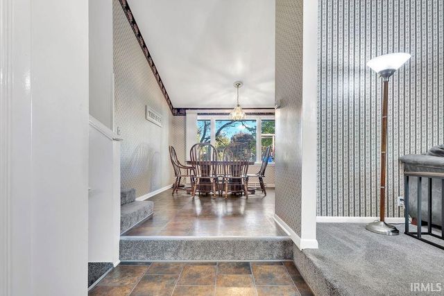 7128 Milhouse Road, Indianapolis, IN 46221