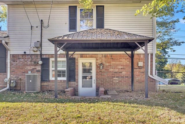 7128 Milhouse Road, Indianapolis, IN 46221
