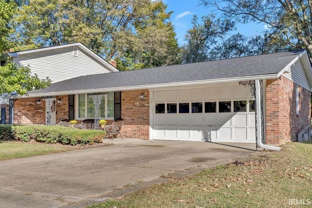 7128 Milhouse Road, Indianapolis, IN 46221