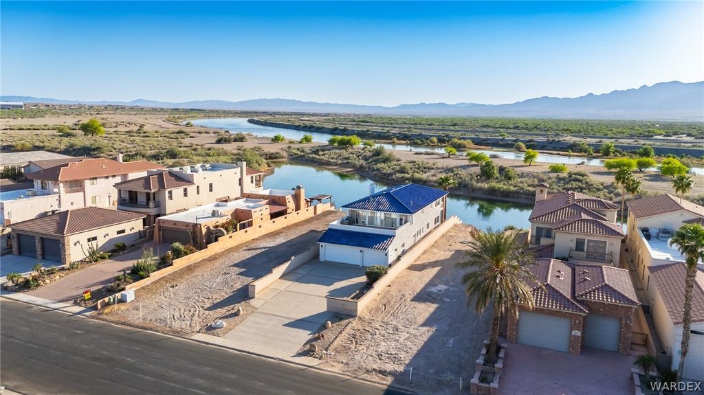 2929 Camino Del Rio, Bullhead City, AZ 86442