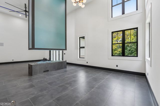 1940 E Bay Street, Hoschton, GA 30548