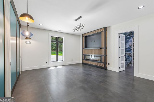 1940 E Bay Street, Hoschton, GA 30548