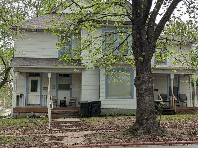 1101 S Broadway Street, Leavenworth, KS 66048