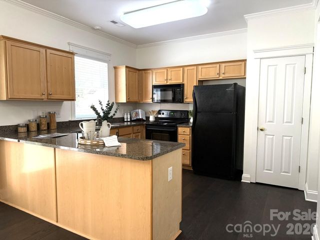 8515 Lindholm Drive, Huntersville, NC 28078