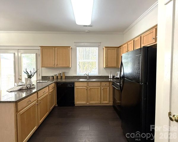 8515 Lindholm Drive, Huntersville, NC 28078
