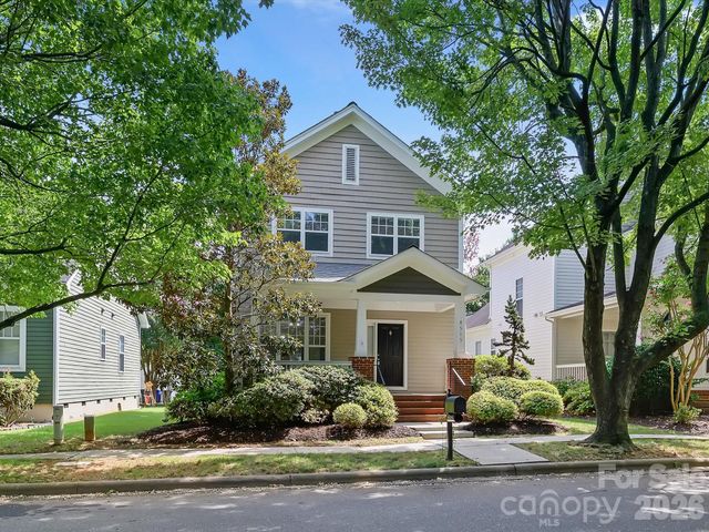 8515 Lindholm Drive, Huntersville, NC 28078