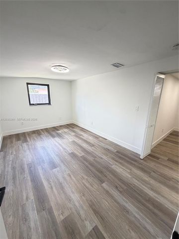 2930 SW 106th Avenue, Miami, FL 33165