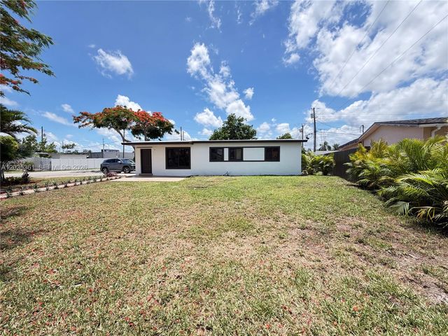 2930 SW 106th Avenue, Miami, FL 33165