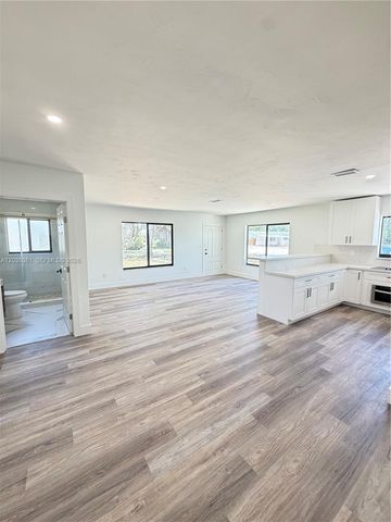 2930 SW 106th Avenue, Miami, FL 33165