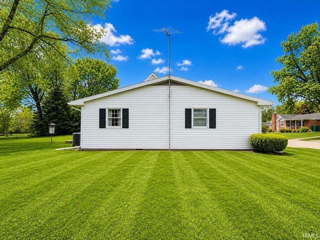 219 Holiday Drive, Greentown, IN 46936