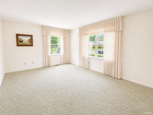 219 Holiday Drive, Greentown, IN 46936