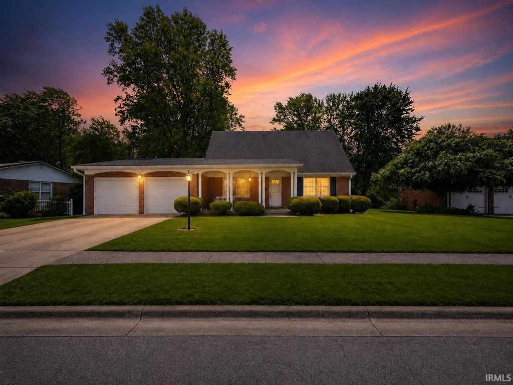 219 Holiday Drive, Greentown, IN 46936