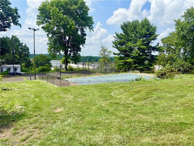 115 Powells Lane, Wintersville, OH 43953