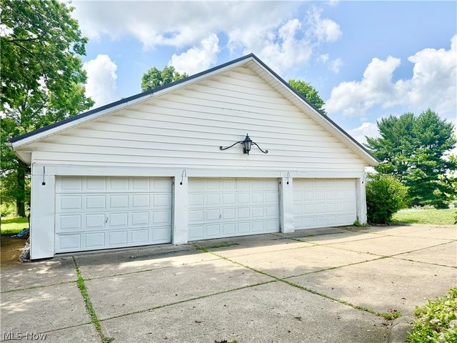 115 Powells Lane, Wintersville, OH 43953
