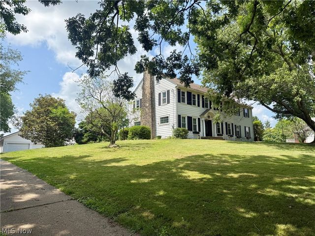 115 Powells Lane, Wintersville, OH 43953